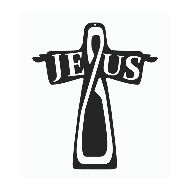 Krzyz-z-metalu-w-ksztalcie-Jezusa