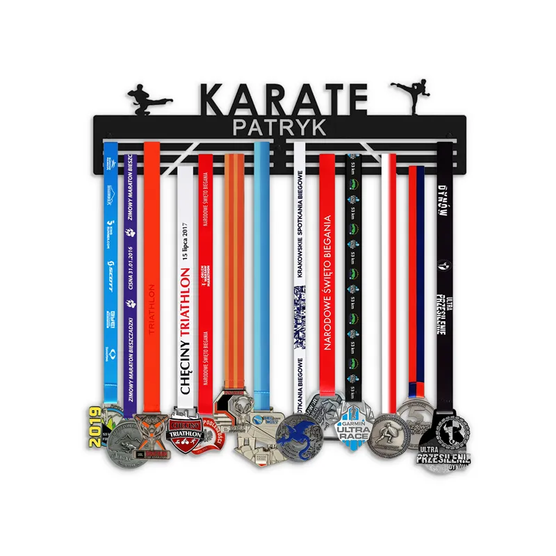 Wieszak na medale karate imienny